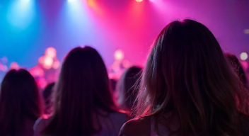 Die Magie der Live-Performance: Emotionen, Nähe, Gemeinschaft (3/10)