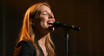 Kerstin Ott: Die Stimme der Generation